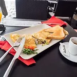 Ghetto Bed & Breakfast 4*